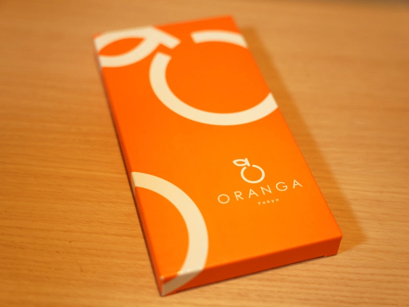 ORANGA iPhone15 Pro Maxケースの化粧箱の写真