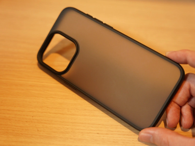 ORANGA iPhoneケース全体を撮影した写真